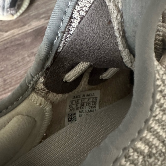 adidas gazelle silver green womens Adidas Yeezy Boost 350 V2 Zyon
